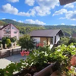 Veronika Domik Apartment Solochin